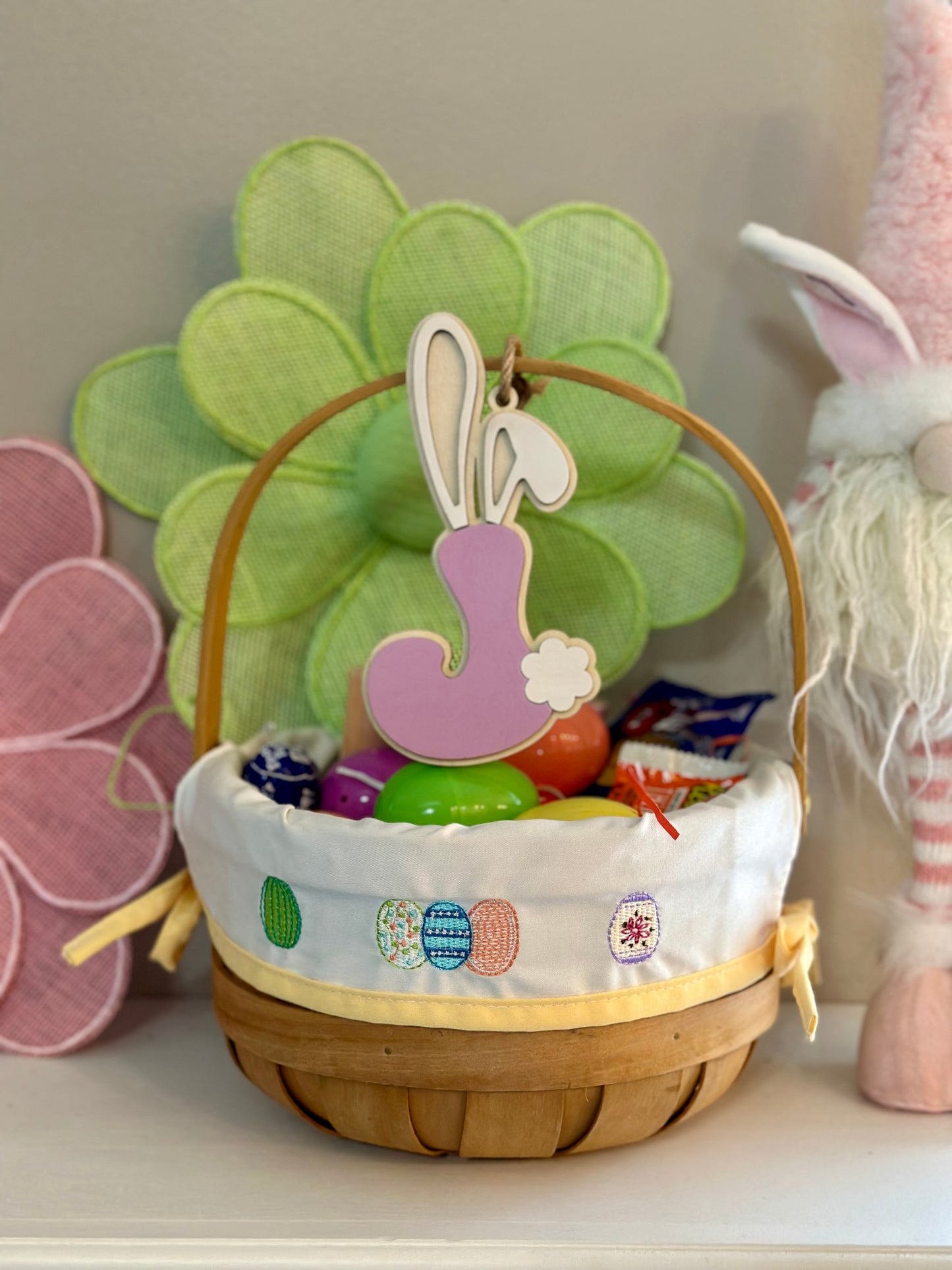 Easter bunny letter tag